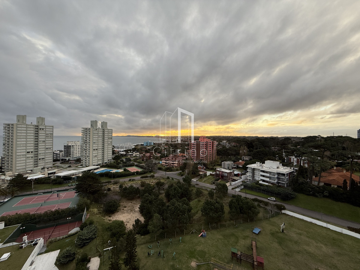 Apartamento ID.2044 - Alquiler Temporal  Lincoln Center Punta del Este