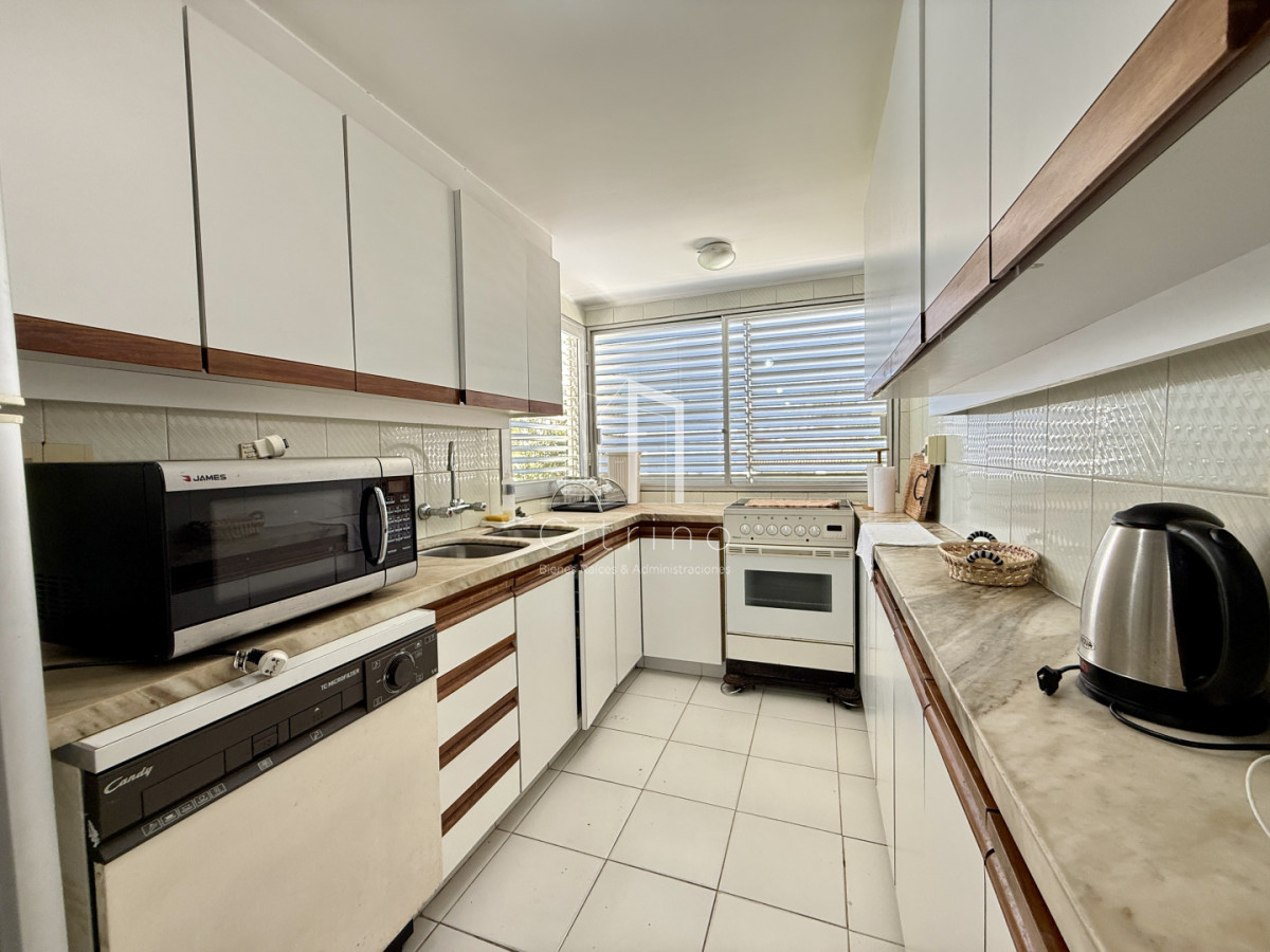 Apartamento ID.2366 - Penthouse de categoría en Espigón  Rambla General Artigas