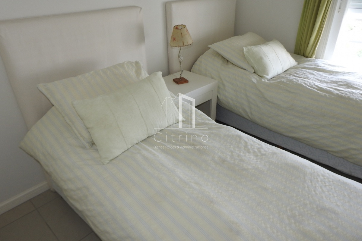 Apartamento ID.2432 - TORRE  DE ALTA GAMA CON TODOS LOS SERVICIOS