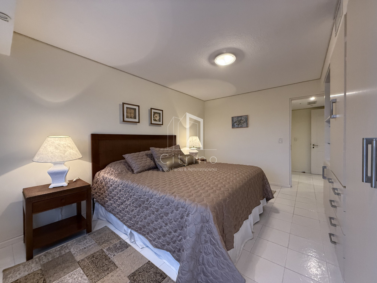 Apartamento ID.2044 - Alquiler Temporal  Lincoln Center Punta del Este