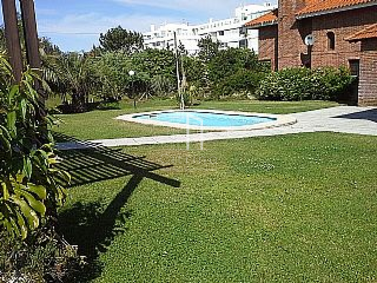 Casa ID.1545 - Hermosa casa a pasos del mar