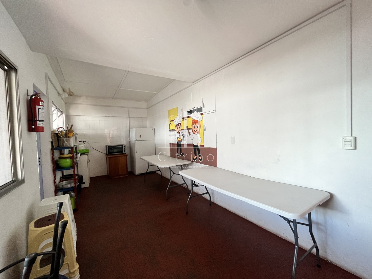 Local Comercial ID.783 - GRAN LOCAL EN VENTA