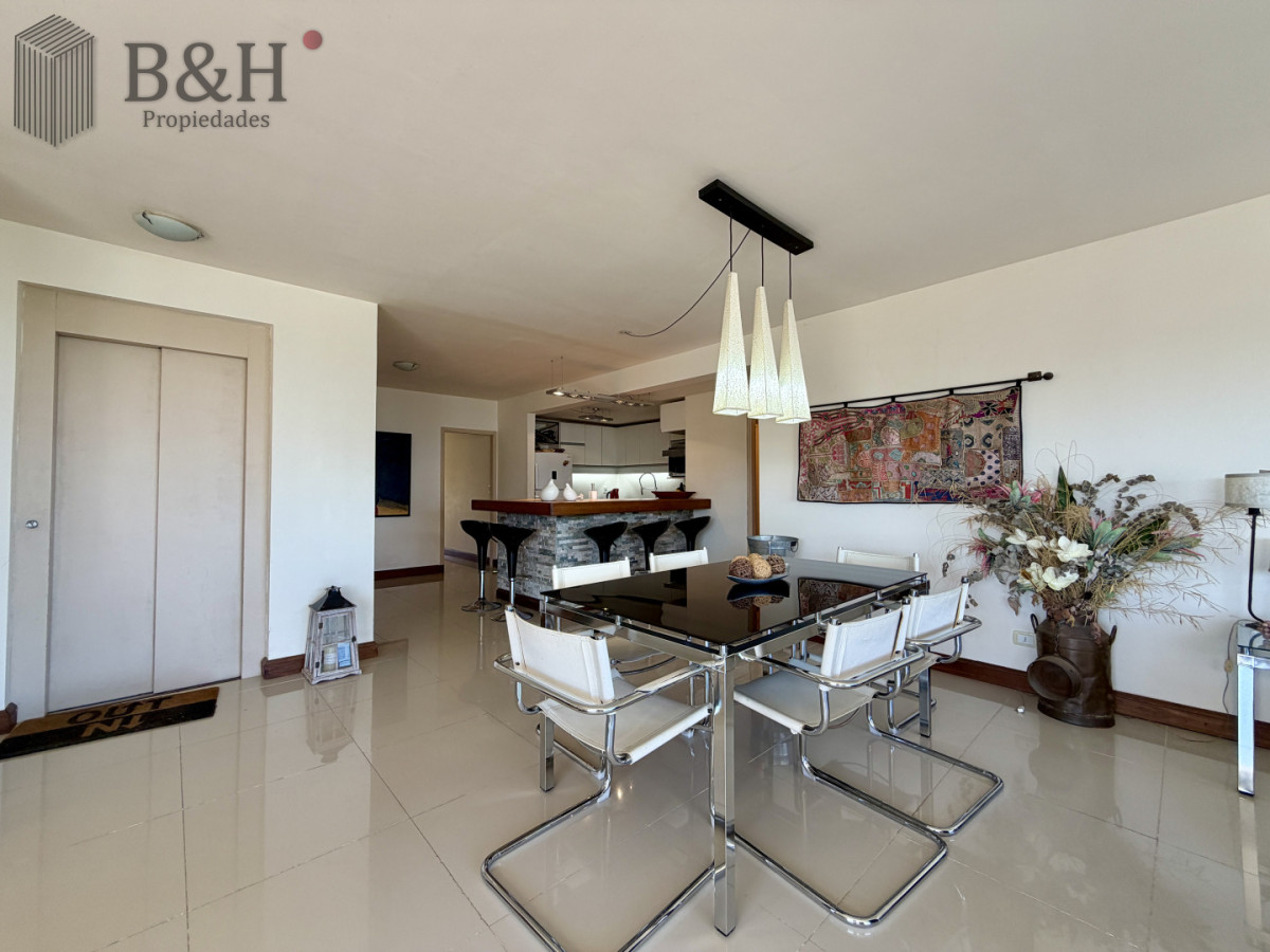 Apartamento ID.7036 - Apartamento a la venta en Pinares con parrillero