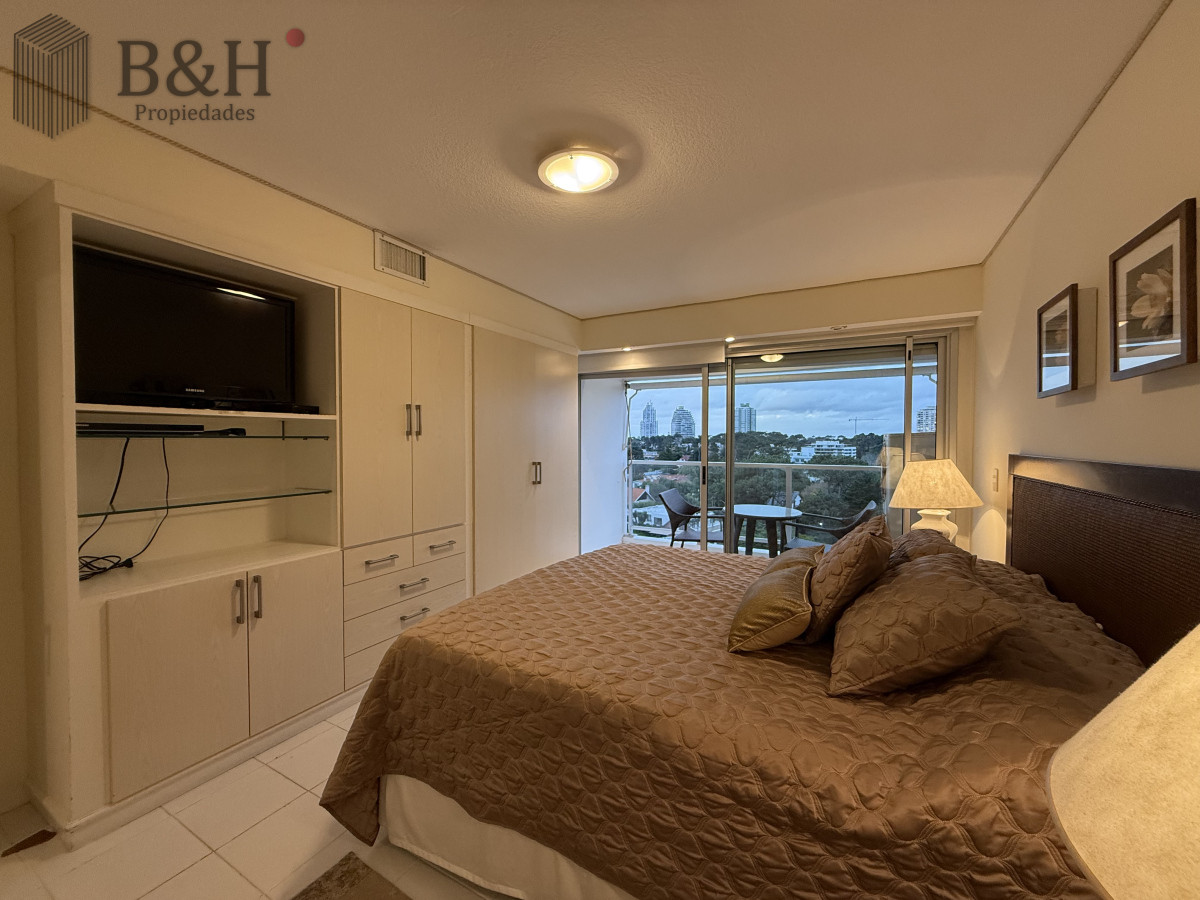 Apartamento ID.5845 - Alquiler Temporal  Lincoln Center Punta del Este
