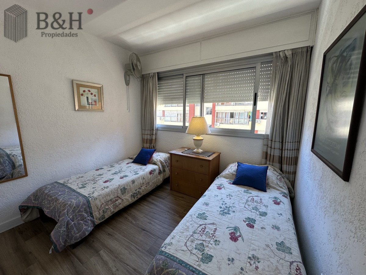 Apartamento ID.3607 - Departamento en zona Brava 