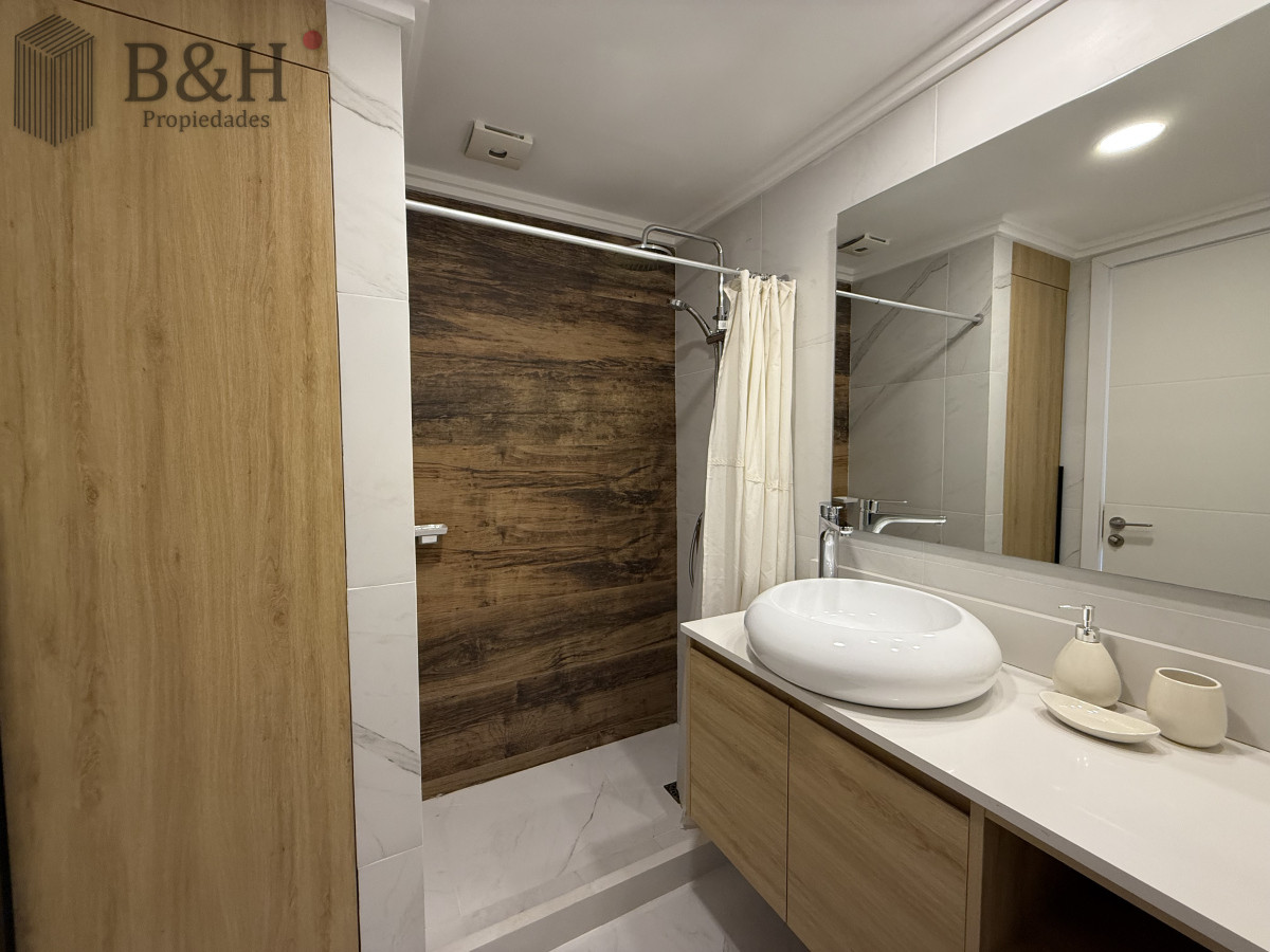 Apartamento ID.4703 - Apartamento en Pinares con Parrillero primera linea punta del este