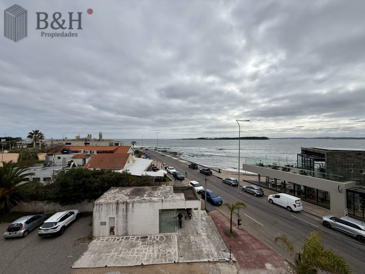 Apartamento ID.7292 - Apartamento en venta en Edificio Dársena frente al puerto de Punta del este