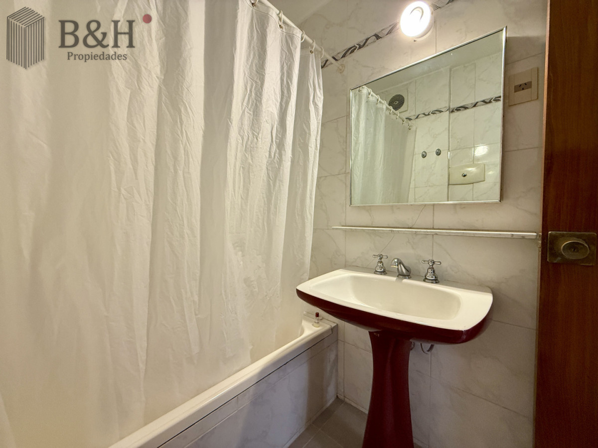Apartamento ID.6294 - EN PLENO CENTRO CERCA DE PLAYA BRAVA Y MANSA 