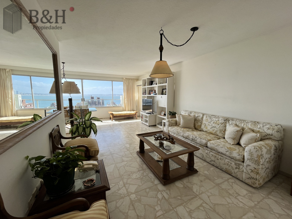 Apartamento ID.7084 - Apartamento en venta en Villa D Este  Punta del Este