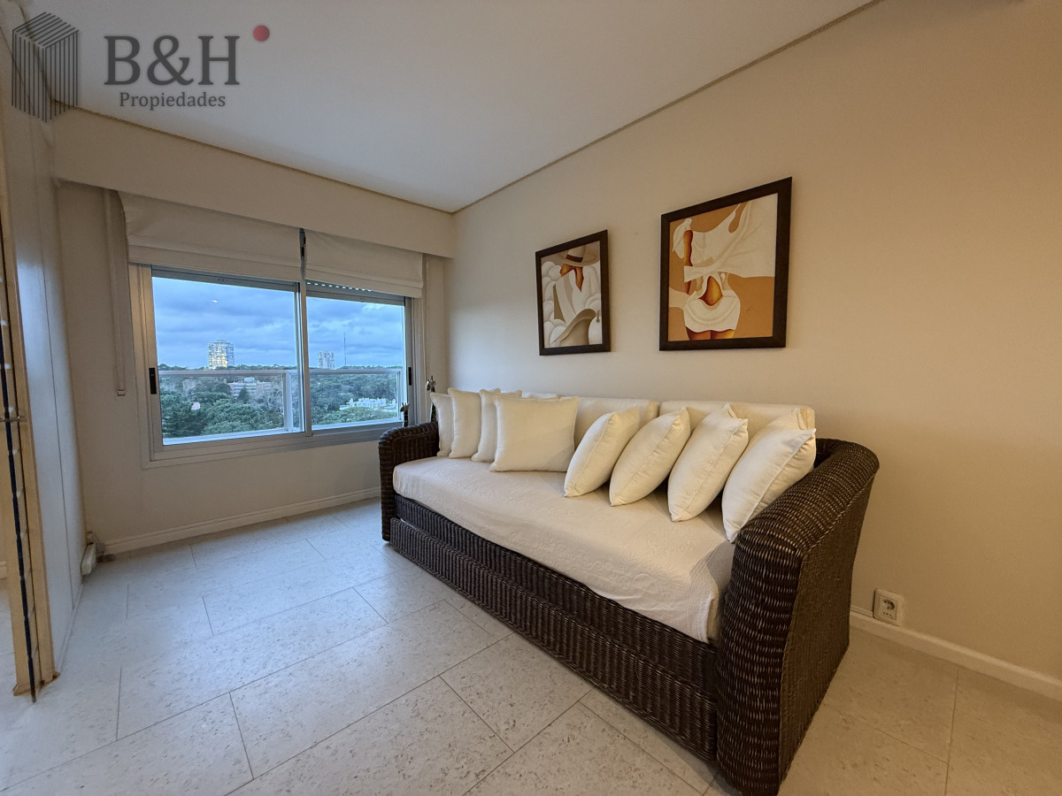 Apartamento ID.5845 - Alquiler Temporal  Lincoln Center Punta del Este