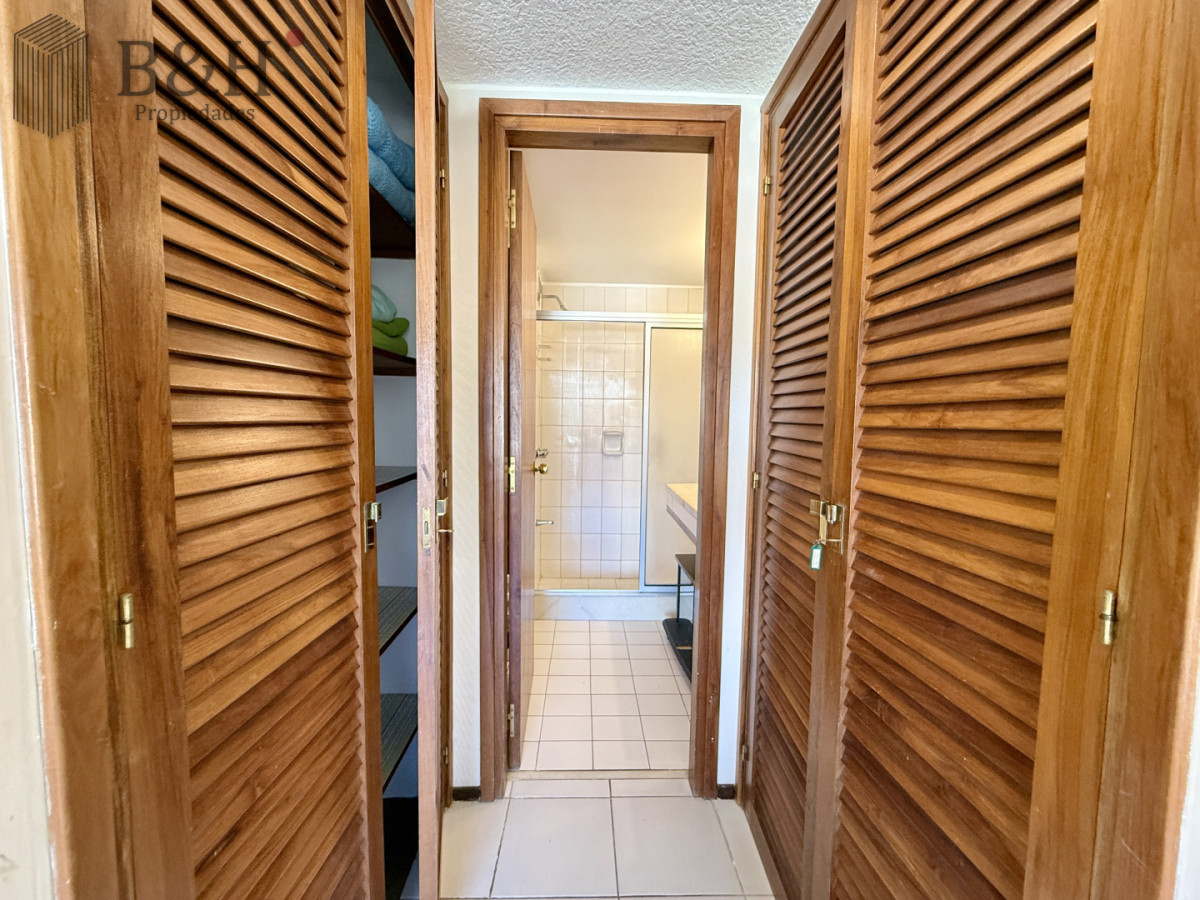 Apartamento ID.6972 - Penthouse de categoría en Espigón  Rambla General Artigas