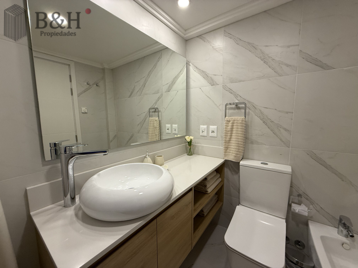 Apartamento ID.4703 - Apartamento en Pinares con Parrillero primera linea punta del este