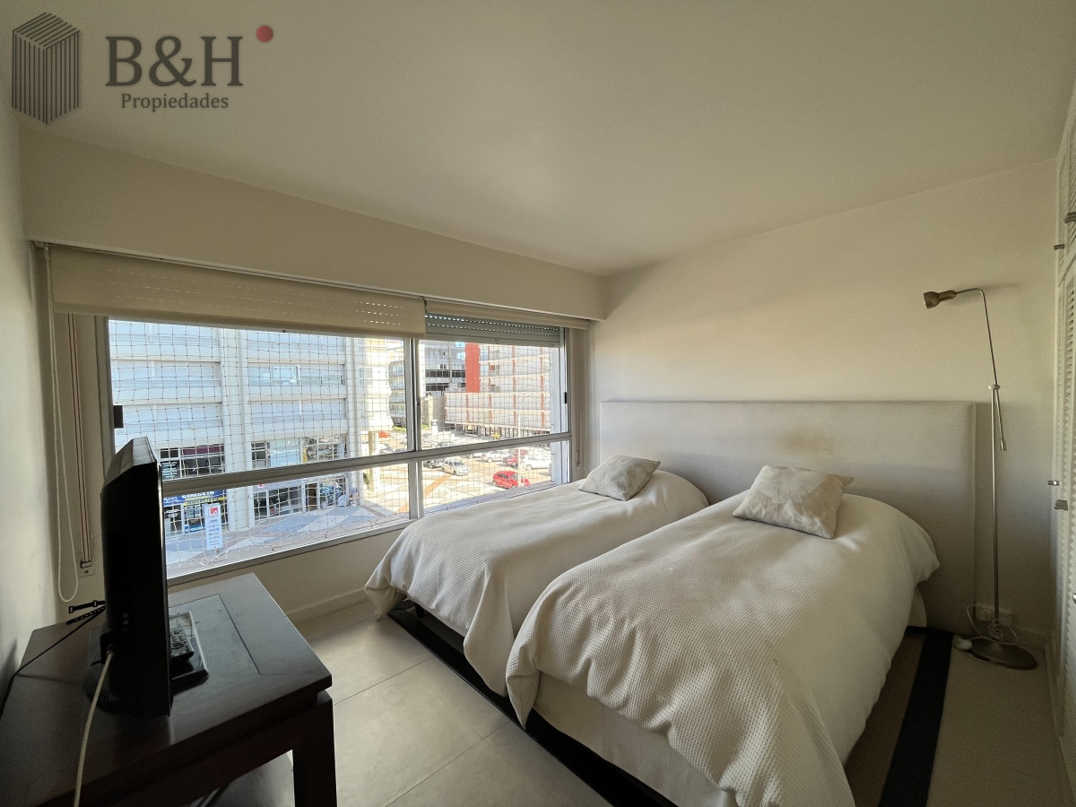 Apartamento ID.2309 - Apartamento en Península - Punta del Este - 3 dormitorios con amenities