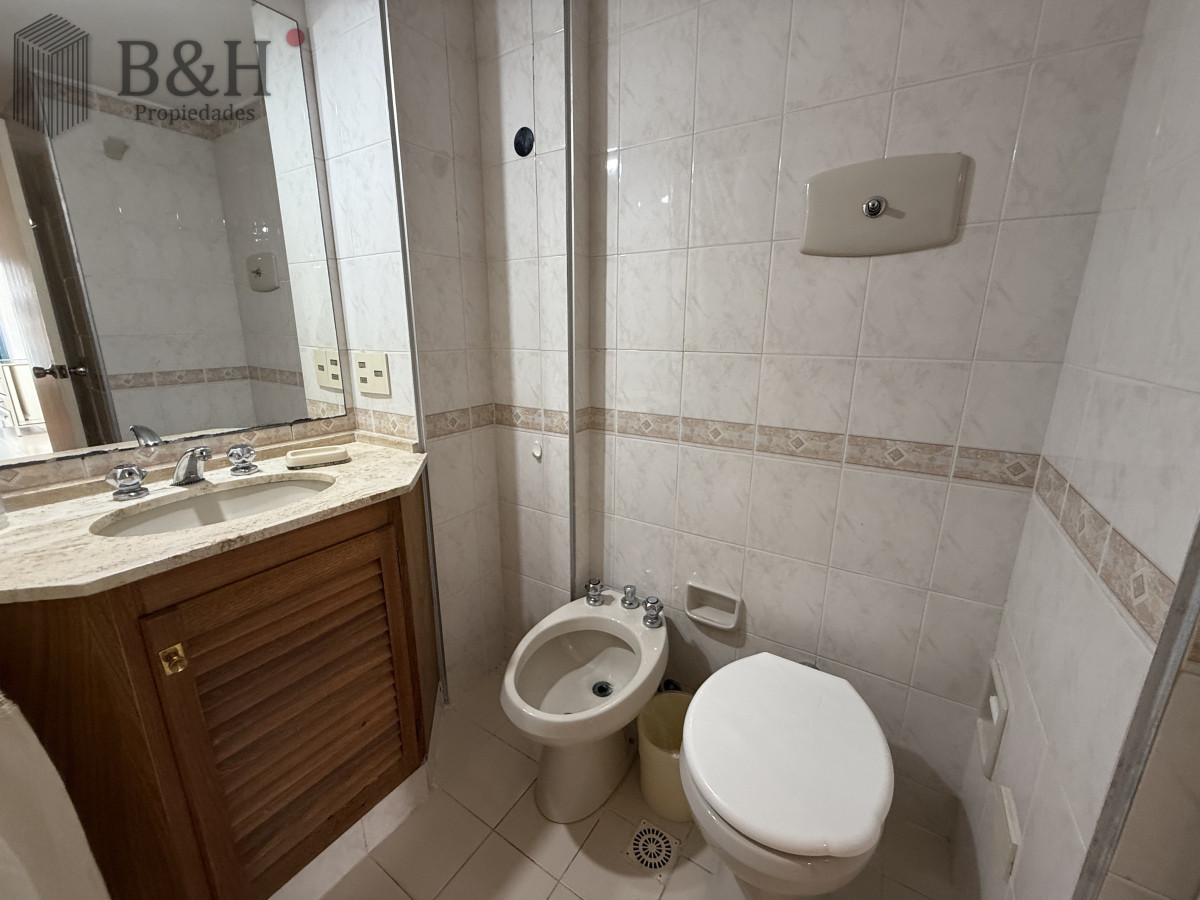 Apartamento ID.2083 - Punta del Este Piso alto con Vista al Mar! , 