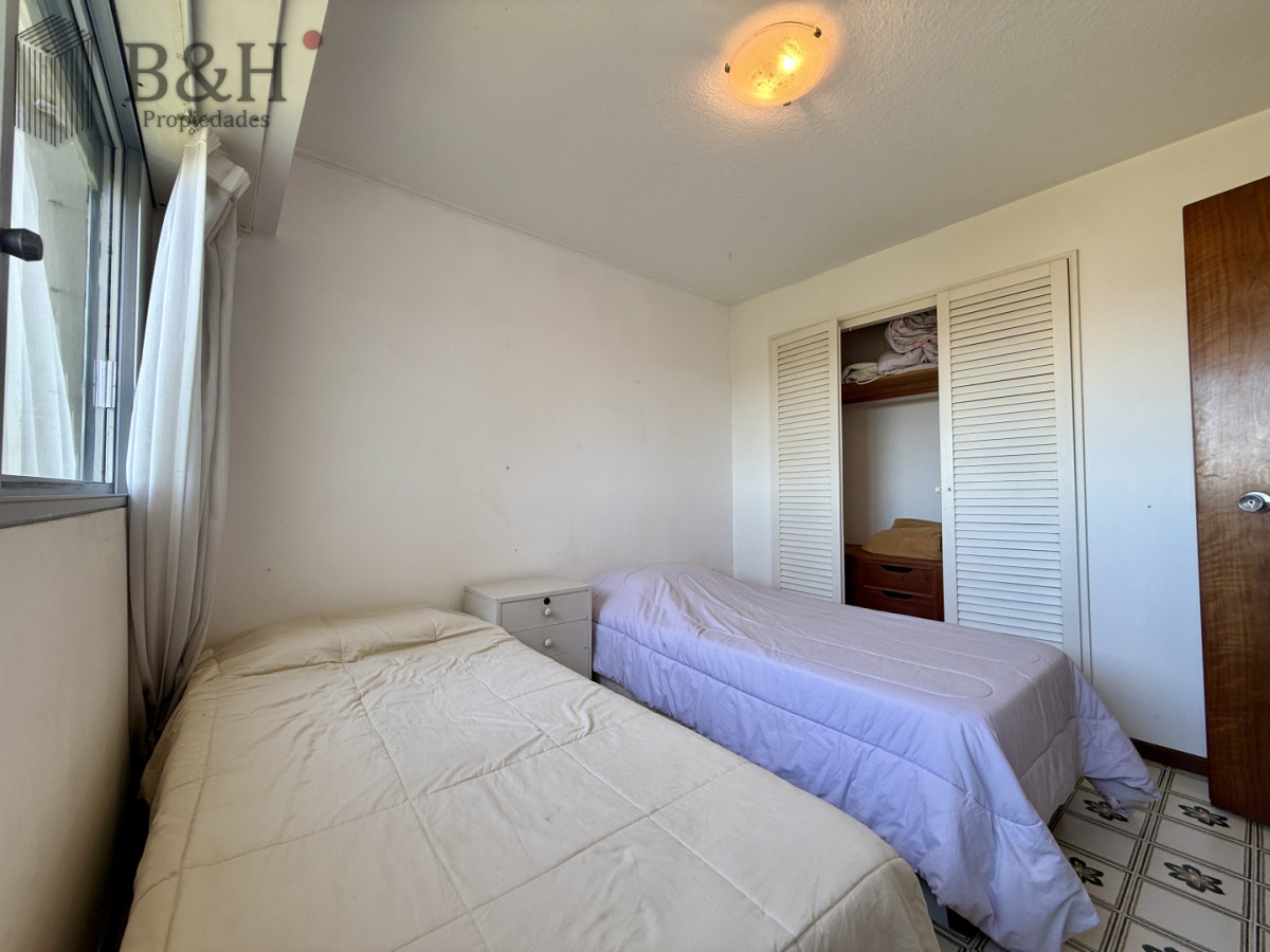 Apartamento ID.6933 - Venta de Apartamento  Parquemar Bosque  Parada 15 de Av. Roosevelt, Punta del Este