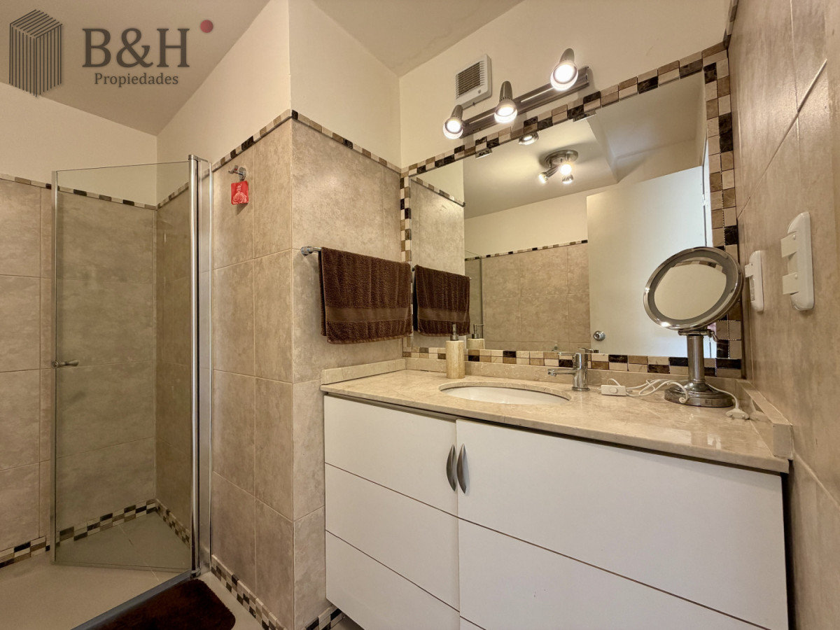 Apartamento ID.7036 - Apartamento a la venta en Pinares con parrillero
