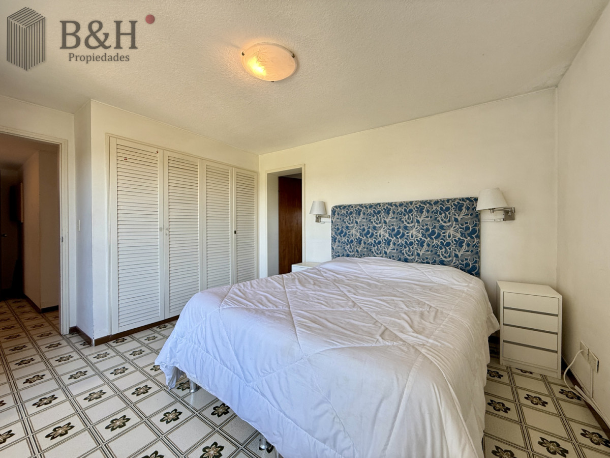 Apartamento ID.6933 - Venta de Apartamento  Parquemar Bosque  Parada 15 de Av. Roosevelt, Punta del Este