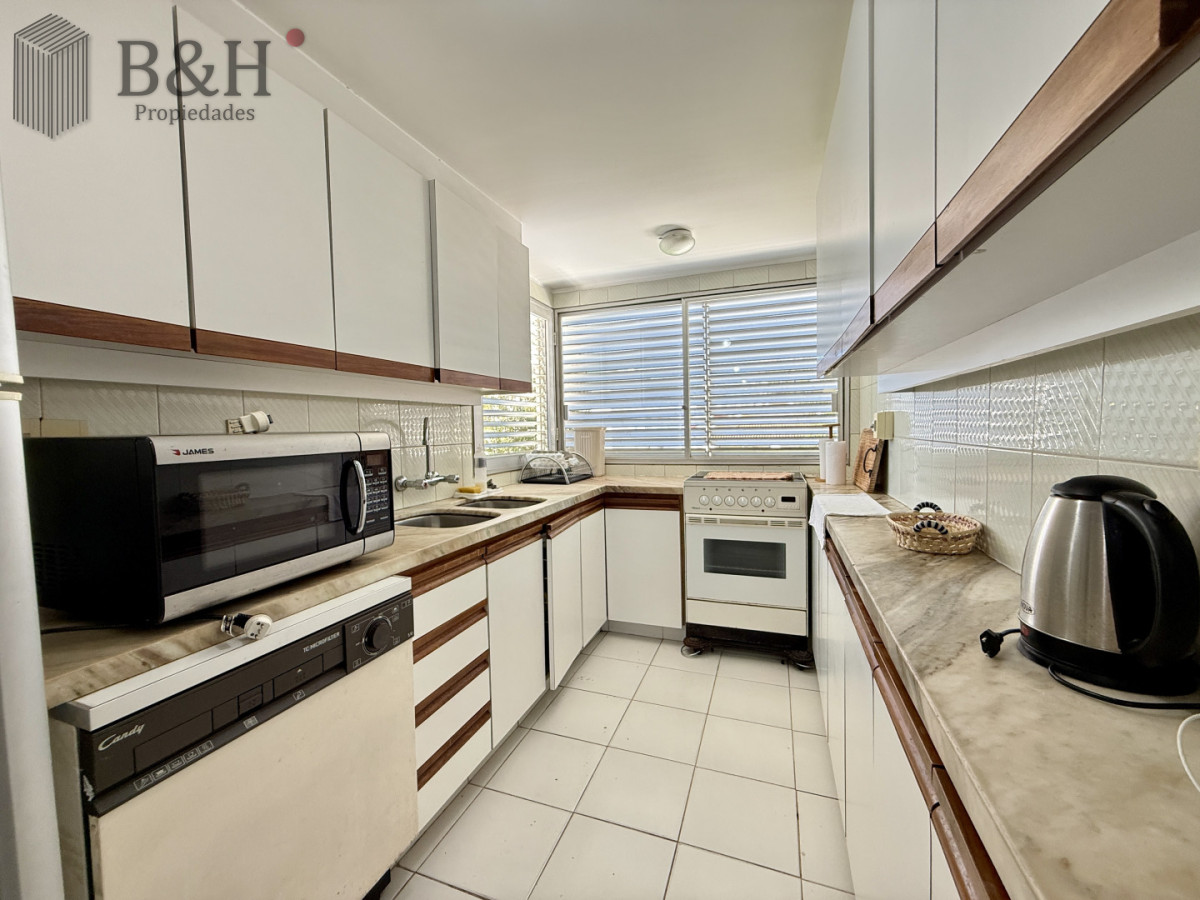 Apartamento ID.6972 - Penthouse de categoría en Espigón  Rambla General Artigas