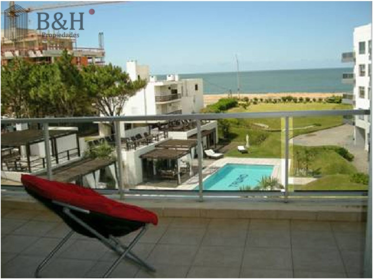 Apartamento ID.7036 - Apartamento a la venta en Pinares con parrillero