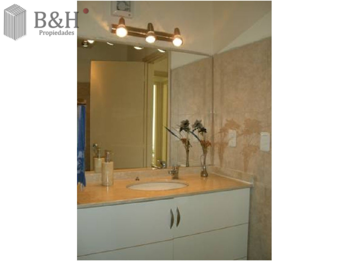 Apartamento ID.7036 - Apartamento a la venta en Pinares con parrillero