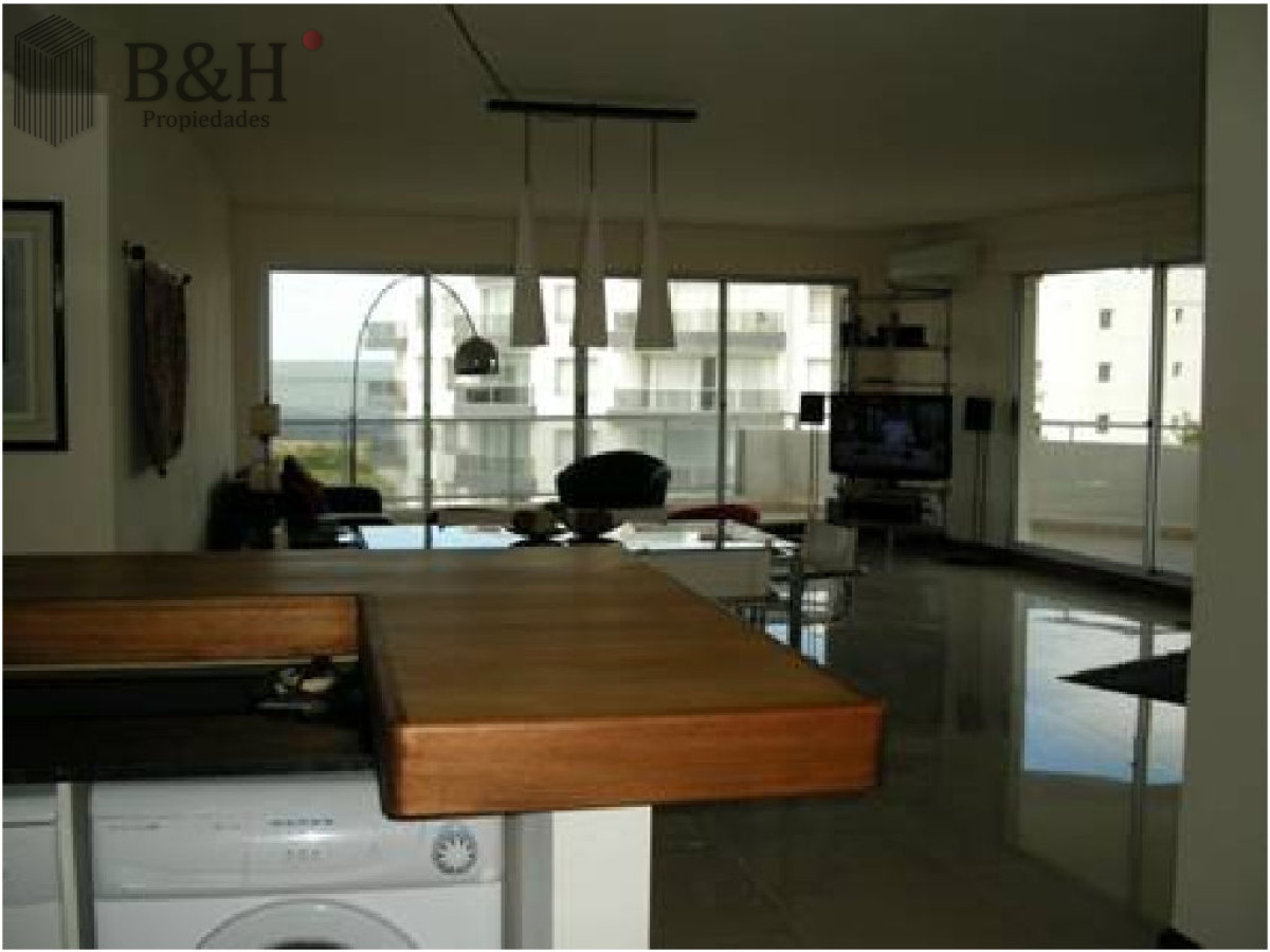 Apartamento ID.7036 - Apartamento a la venta en Pinares con parrillero