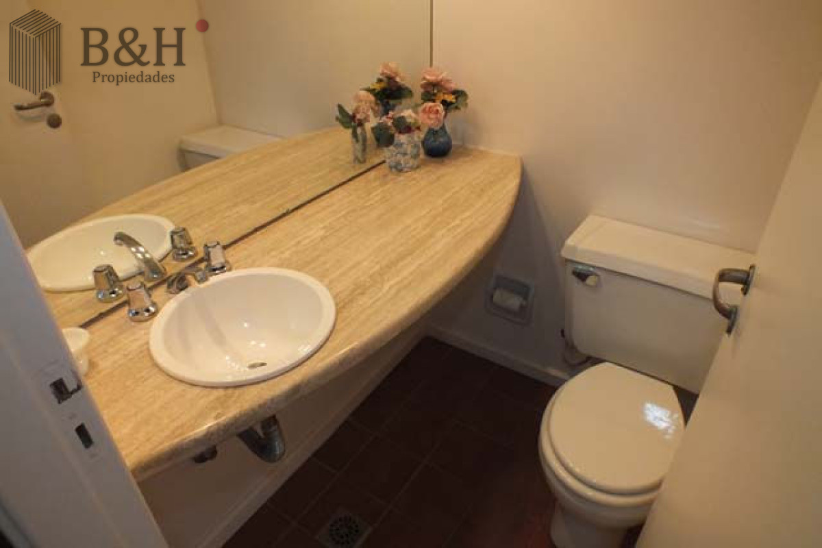 Apartamento ID.2346 - HERMOSO  CON VISTA TOTAL AL PUERTO DIVINO