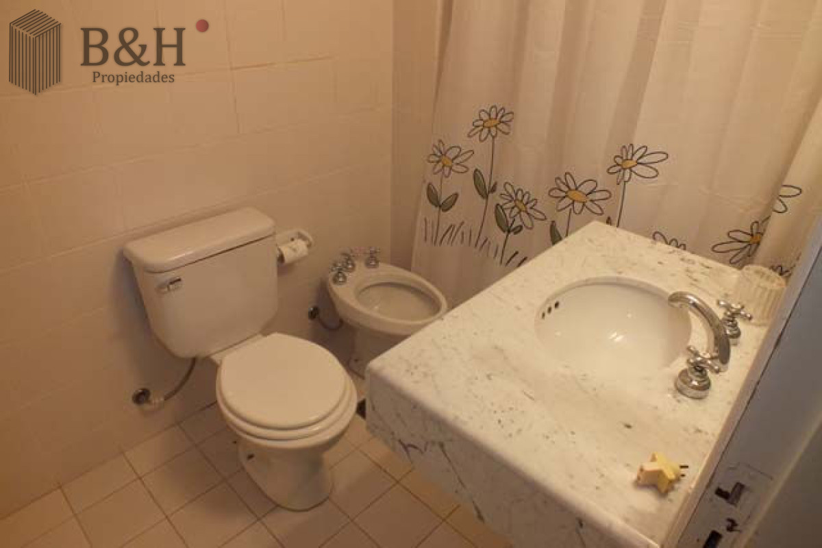 Apartamento ID.2346 - HERMOSO  CON VISTA TOTAL AL PUERTO DIVINO