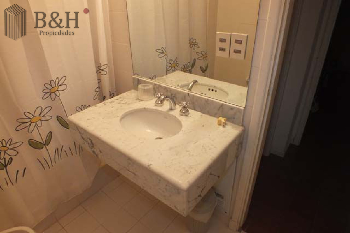Apartamento ID.2346 - HERMOSO  CON VISTA TOTAL AL PUERTO DIVINO