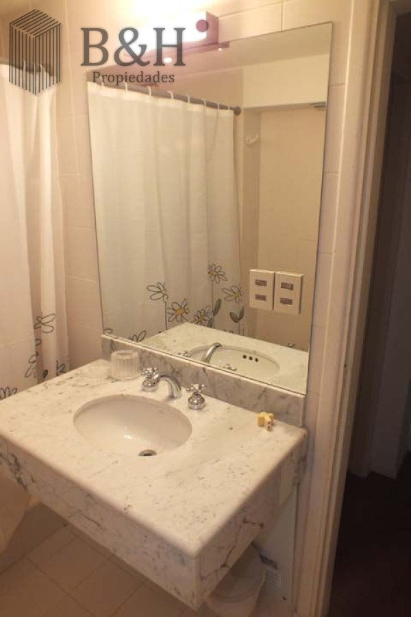 Apartamento ID.2346 - HERMOSO  CON VISTA TOTAL AL PUERTO DIVINO