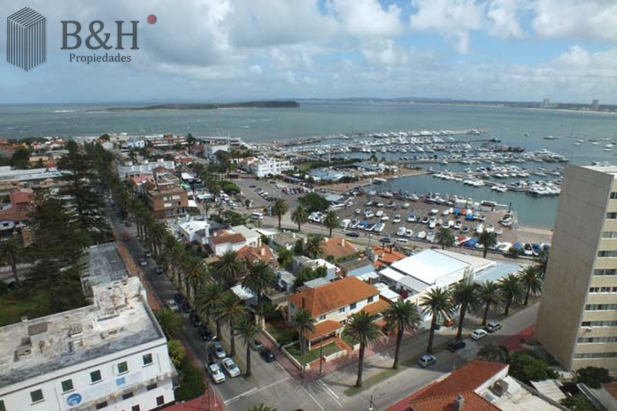 Apartamento ID.2346 - HERMOSO  CON VISTA TOTAL AL PUERTO DIVINO