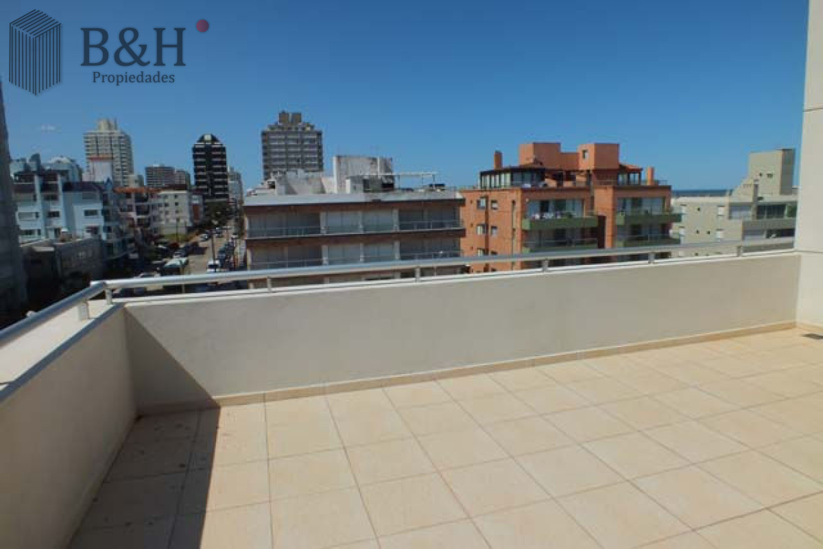 Apartamento ID.6665 - PENTHOUSE EN PENINSULA 2 dormitorios A LA VENTA EN PUNTA DEL ESTE