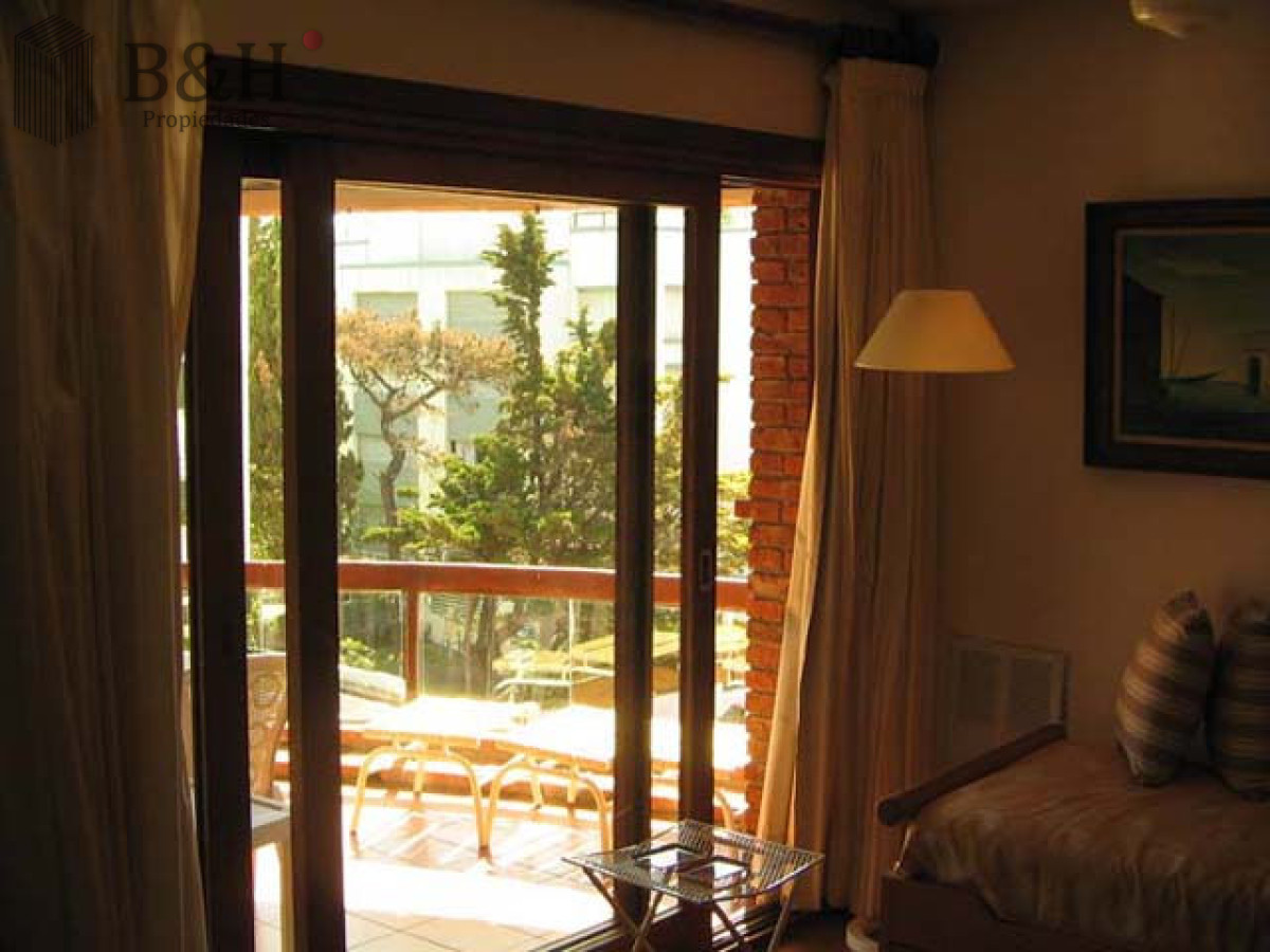 Apartamento ID.7777 - Oportunidad Única  vista a la mansa