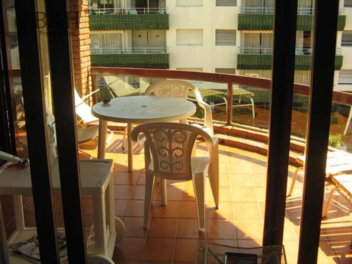 Apartamento ID.7777 - Oportunidad Única  vista a la mansa
