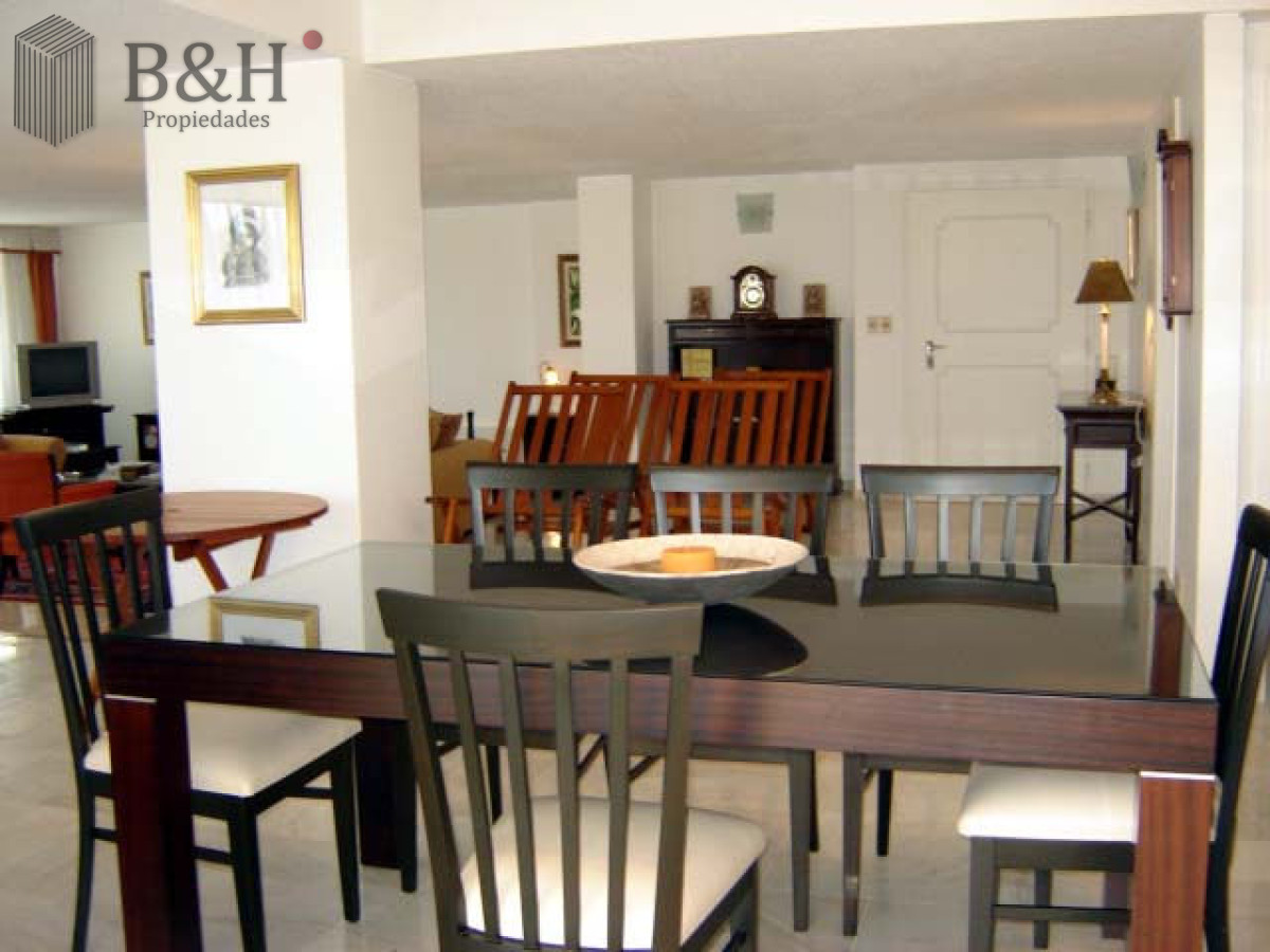 Apartamento ID.5764 - Playa mansa amplia terraza 