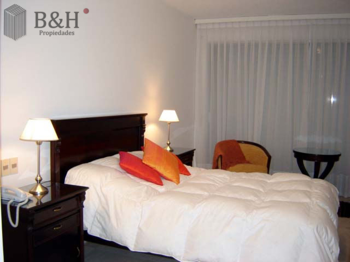 Apartamento ID.5764 - Playa mansa amplia terraza 