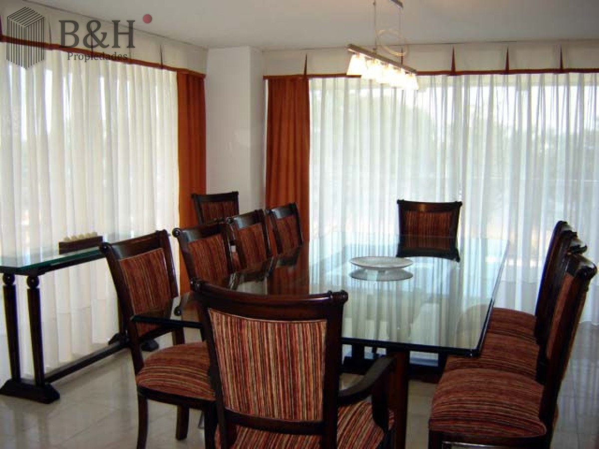 Apartamento ID.5764 - Playa mansa amplia terraza 