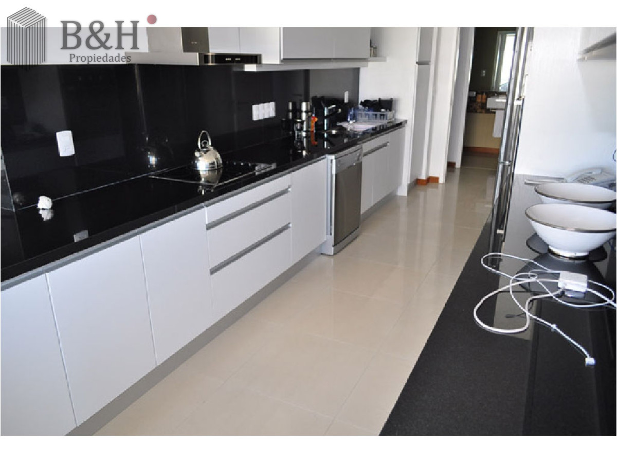 Apartamento ID.2662 - Apartamento en Brava, 3 dormitorios  