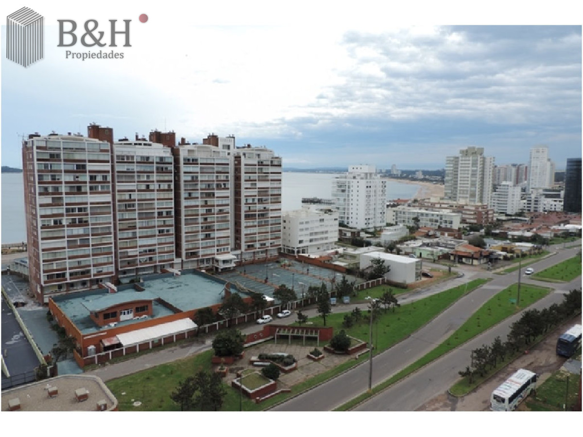 Apartamento ID.3170 - Apartamento en Brava - Punta del Este- Torre de 5 estrellas