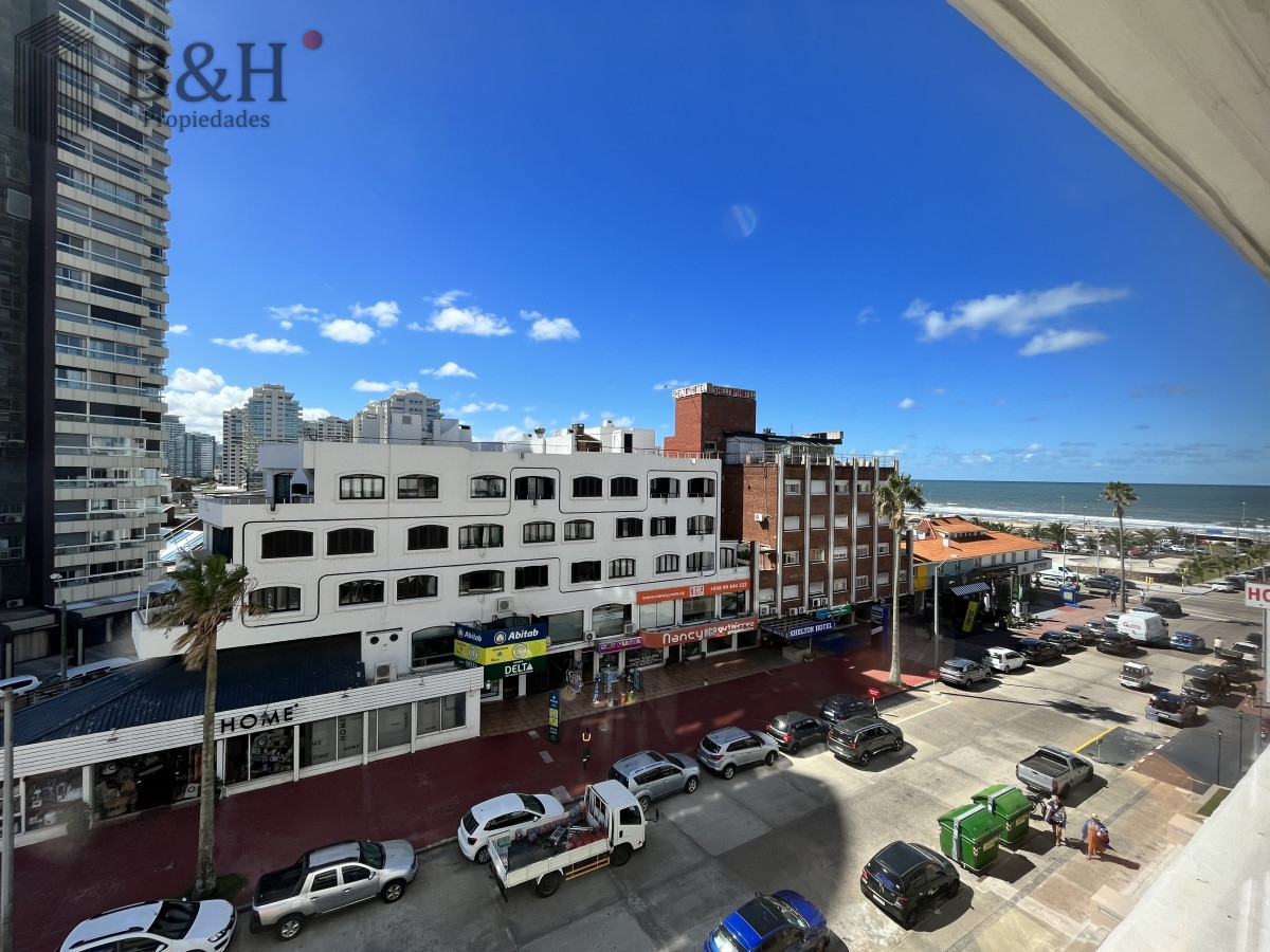Apartamento ID.5777 - Apartamento en venta  Torre Gattas 4º piso