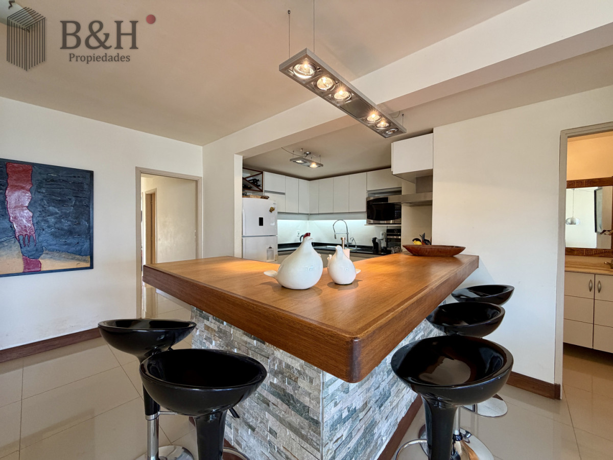 Apartamento ID.7036 - Apartamento a la venta en Pinares con parrillero