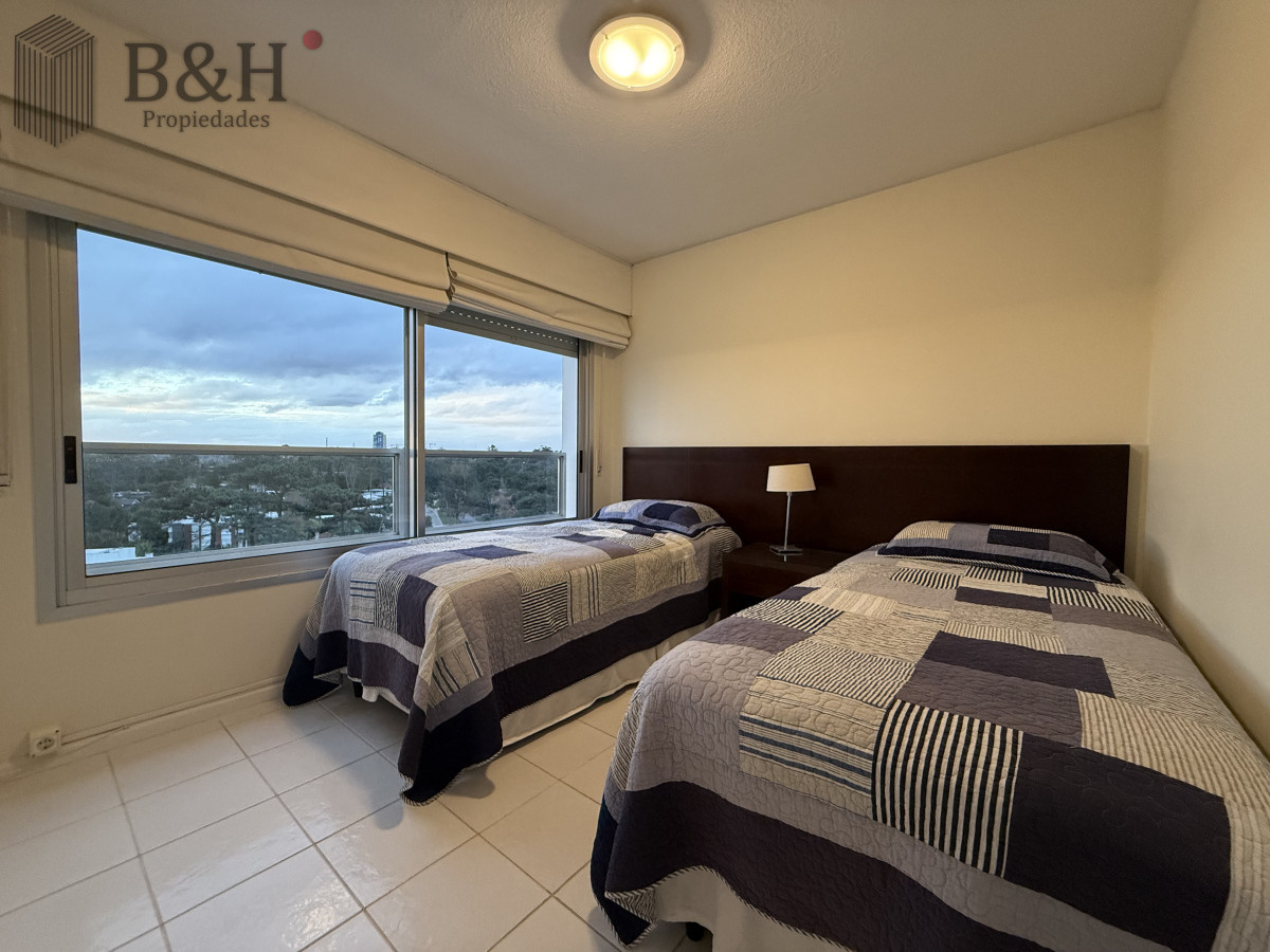 Apartamento ID.5845 - Alquiler Temporal  Lincoln Center Punta del Este
