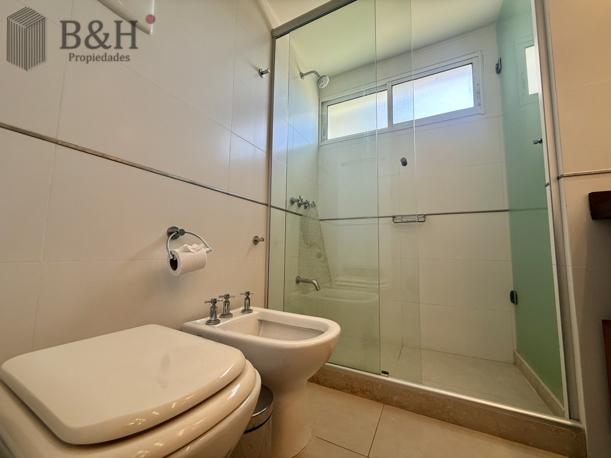 Apartamento ID.5935 - DIVINO IMPECABLE CON SERVICIOS