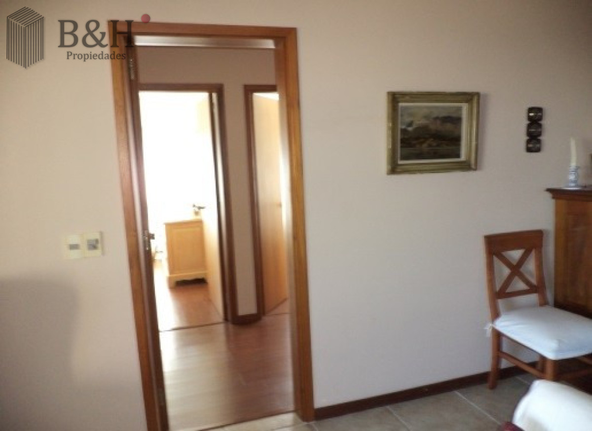 Apartamento ID.2472 - bicado sobre la Avda. ROOSVELT, estratégicamente a metros del Punta Shopping  ESCUCHA OFERTAS