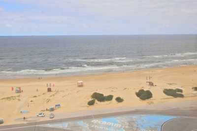 APARTAMENTO EN LA BRAVA