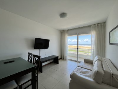 APARTAMENTO EN VENTA FRENTE AL MAR