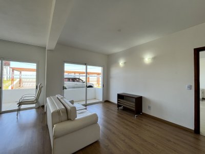 APARTAMETNO EN VENTA FRENTE AL MAR