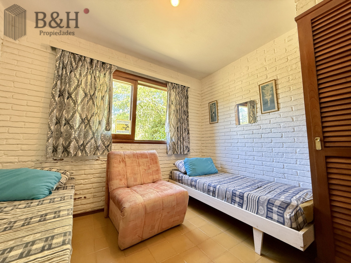 Casa ID.6334 - Imponente chalet en venta sobre Av. del Mar  Exclusividad, confort y naturaleza