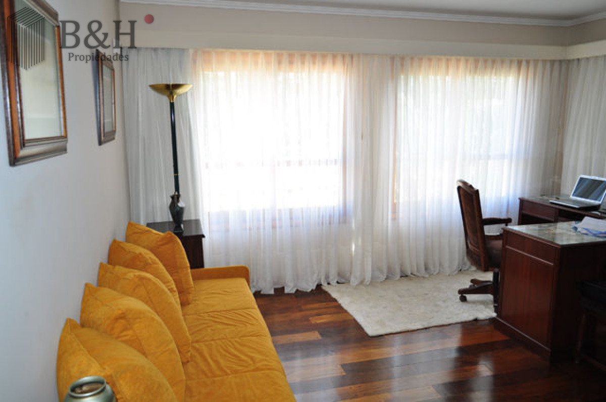 Casa ID.2343 - Casa en Mansa, 5 dormitorios  ABIERTO A NEGOCIOS, TOMA TERRENO O APARTAMENTOS .PUEDE FINANCIAR 40% CON INTERES