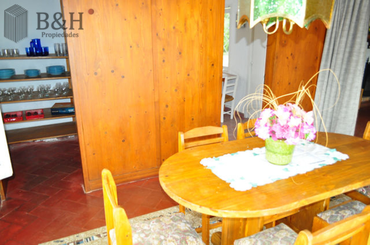 Casa ID.6620 - Casa ubicada en Cantegril con lindo terreno