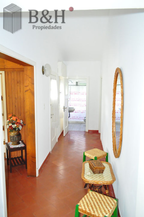 Casa ID.6620 - Casa ubicada en Cantegril con lindo terreno